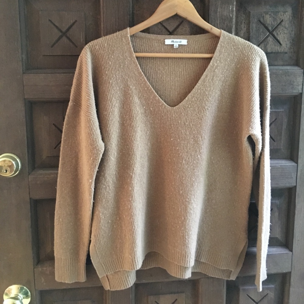 V neck Madewell sweater, soft warm wool